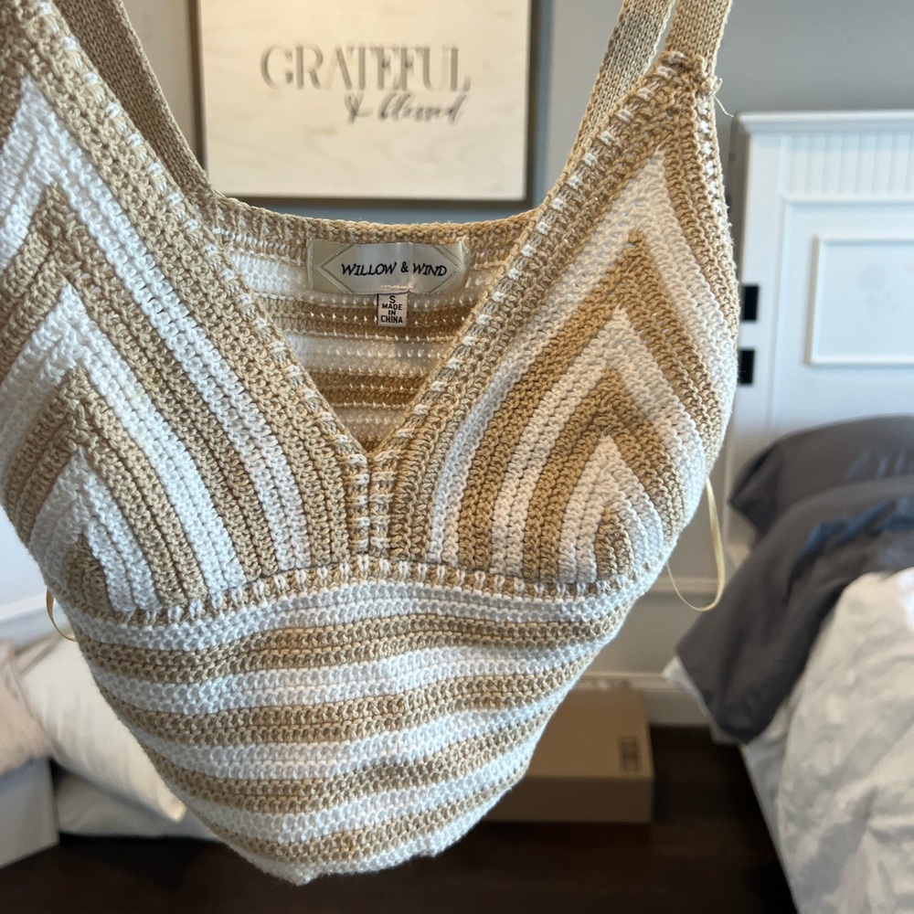 Crotchet halter top size Small